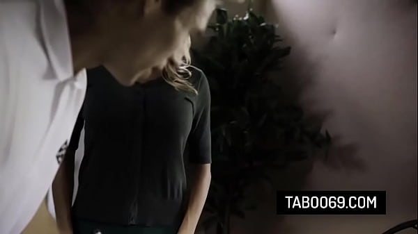 Busty stepmom Alexis Fawx fucks with her stepson and his new girlfriend Arya Fae